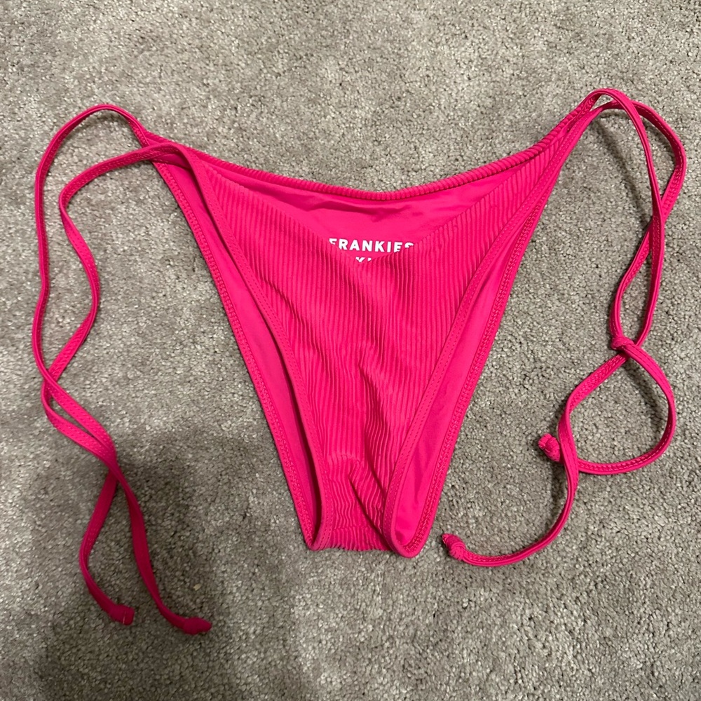 FB Bottoms Sz M